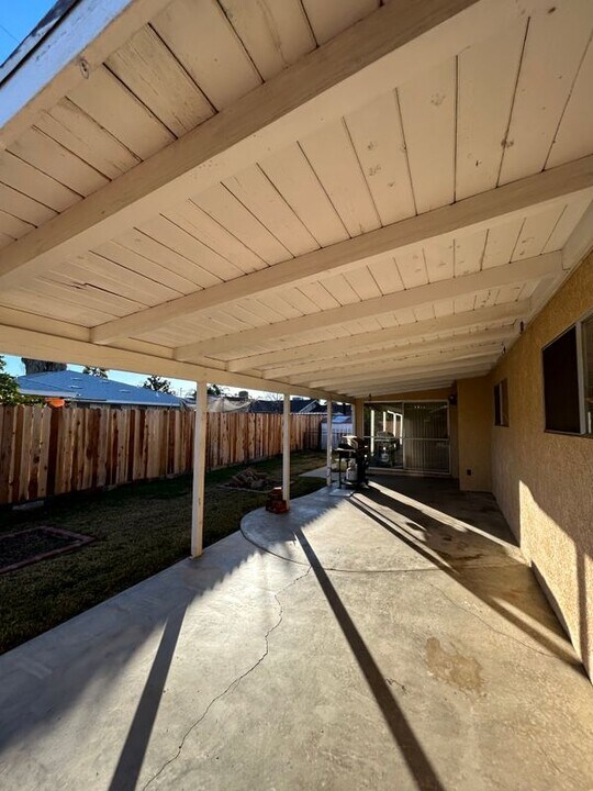 41341 Orange Pl in Hemet, CA - Building Photo