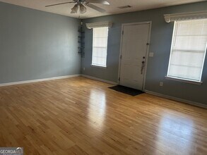 610 City Park Dr in Mcdonough, GA - Foto de edificio - Building Photo