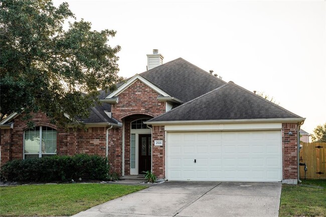 2526 Sunlight Ln in Pearland, TX - Building Photo - Building Photo