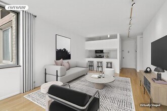 350 W 50th St in New York, NY - Building Photo - Building Photo