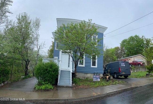 property at 10 Orange St