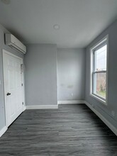 44 Storms Ave, Unit 3R in Jersey City, NJ - Building Photo - Building Photo