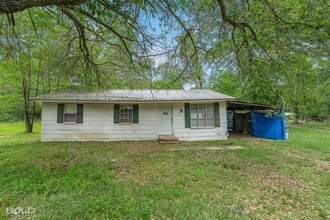 182 Belaire Dr in Doyline, LA - Building Photo - Building Photo