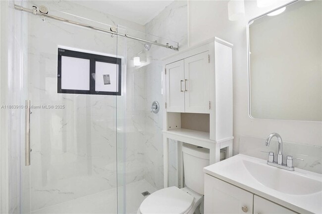 502 NW 7th Ct in Hallandale Beach, FL - Building Photo - Building Photo