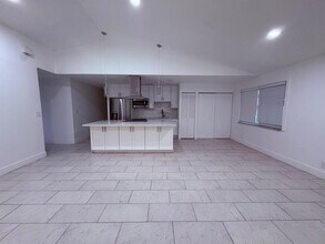 4930 NW 85th Terrace in Lauderhill, FL - Building Photo - Building Photo