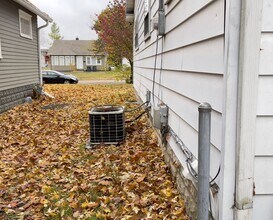 1425 W Gilbert St in Muncie, IN - Building Photo - Building Photo