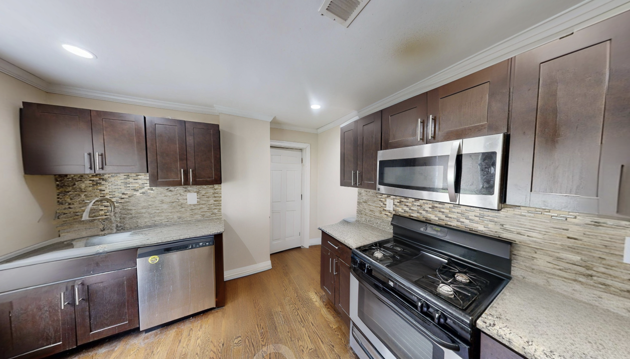 2975 Washington St, Unit 1 in Boston, MA - Building Photo