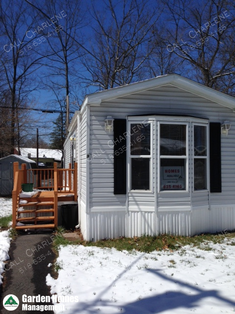 9 Skyridge Ln in Selkirk, NY - Building Photo