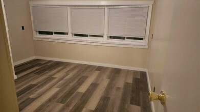 55 Farrel St in Roundup, MT - Building Photo - Building Photo