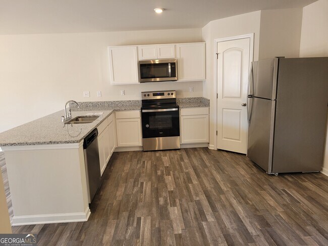 1552 Austin Dr in Macon, GA - Building Photo - Building Photo