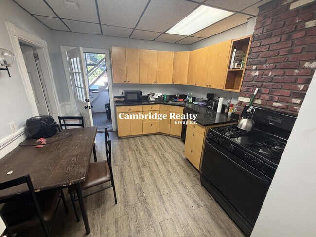 8 7th St, Unit 6B