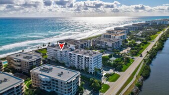 3230 S Ocean Blvd in Palm Beach, FL - Building Photo