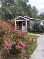 231 Parkview Dr in Cartersville, GA - Building Photo