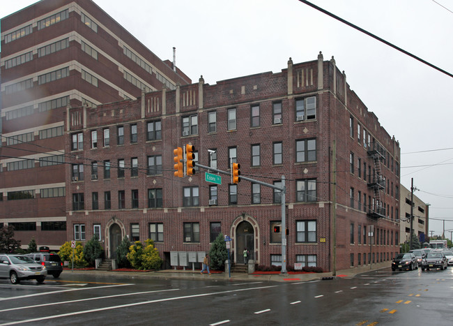 2-4 Prospect Ave Apartments in Hackensack, NJ - Building Photo - Building Photo