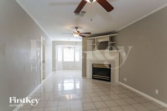 5506 Berry Creek Dr in Houston, TX - Building Photo - Building Photo