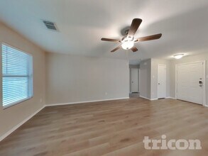 1607 Katydid Ct in Conroe, TX - Building Photo - Building Photo