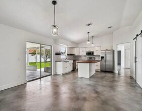 1515 Golden Poppy Ct in Orlando, FL - Building Photo - Building Photo