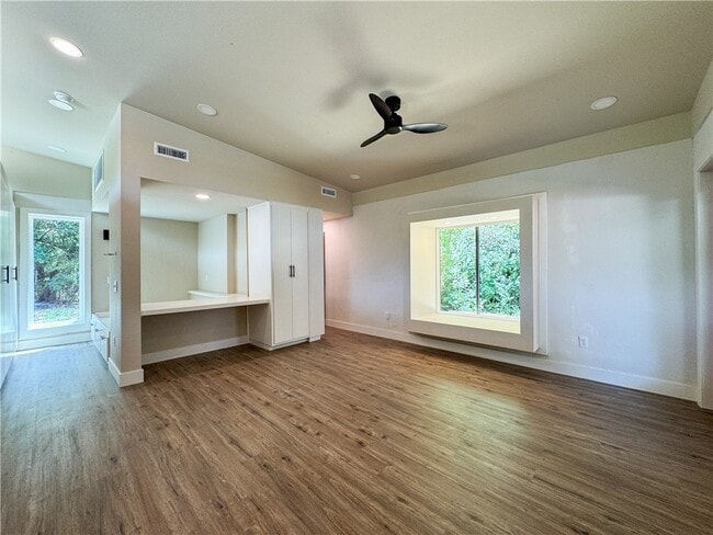 1111 S Ray Ave in Fayetteville, AR - Building Photo - Building Photo