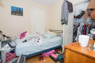 35 Pratt St in Boston, MA - Building Photo