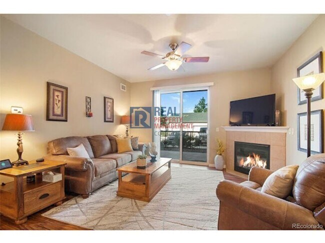 7222 S Blackhawk St in Englewood, CO - Building Photo - Building Photo