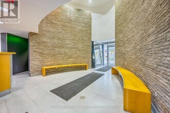 1 Shaw St in Toronto, ON - Building Photo - Building Photo