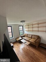 410 S Alder St in Philadelphia, PA - Building Photo