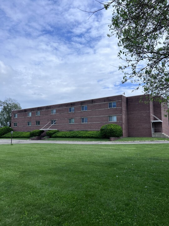 Franklin Studios in Indianapolis, IN - Foto de edificio