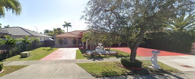 13710 SW 36th St in Miami, FL - Building Photo - Building Photo