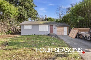 10420-10139 139 St in Surrey, BC - Building Photo