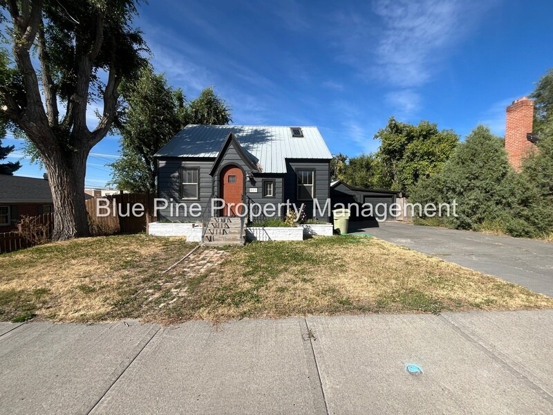 519 College St in Idaho Falls, ID - Building Photo