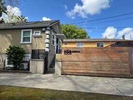 630 19th St in Sacramento, CA - Building Photo