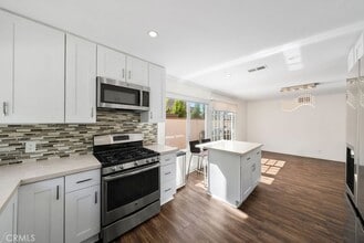 27241 Via Burgos in Mission Viejo, CA - Building Photo - Building Photo