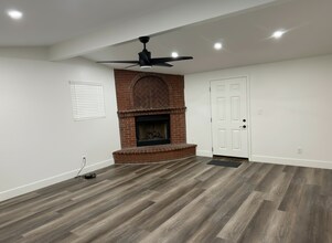 19933 Corby Ave in Lakewood, CA - Building Photo - Building Photo