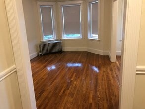 1337 Commonwealth Ave, Unit 23 in Boston, MA - Building Photo - Building Photo
