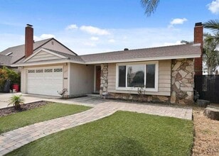 1611 Sombrero Way in San Diego, CA - Building Photo - Building Photo