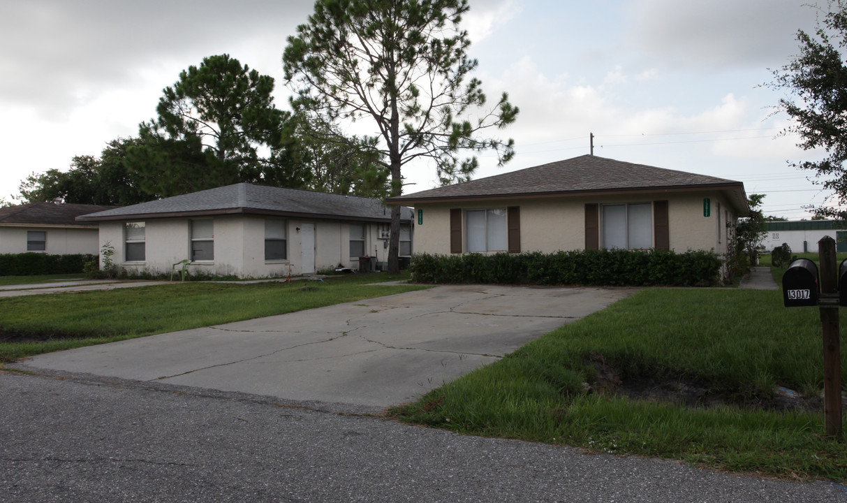 13011 1st St in Ft. Myers, FL - Building Photo