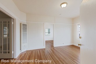 660 Beacon St in Oakland, CA - Foto de edificio - Building Photo