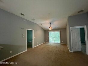 9400 Underwing Way in Jacksonville, FL - Building Photo - Building Photo