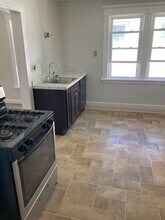 735 E 28th St, Unit 2 in Erie, PA - Building Photo - Building Photo