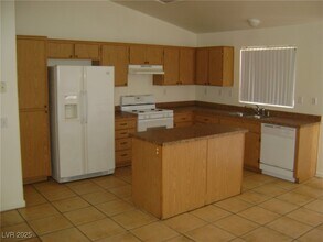 830 Padre Field Ct in North Las Vegas, NV - Building Photo - Building Photo