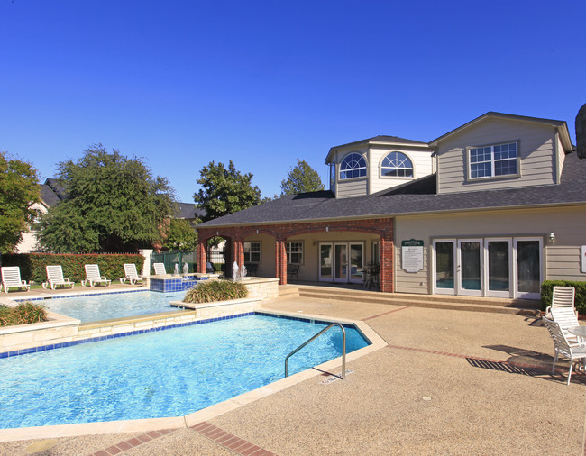 Turtle Creek Village Apartments in Belton, TX - Building Photo - Building Photo