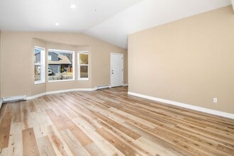 272 Birch Ct in Silt, CO - Building Photo - Building Photo