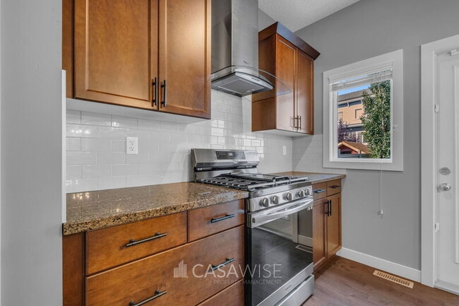 6949 Evans Wynd NW in Edmonton, AB - Building Photo - Building Photo