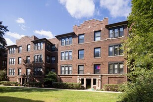 1125 W Farwell Ave Apartments