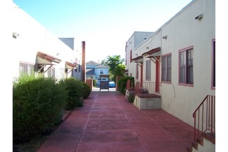 3130 Brookdale Ave in Oakland, CA - Building Photo - Building Photo