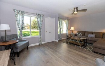 2445 Tunica Cir in San Diego, CA - Building Photo - Building Photo