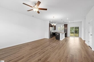 520 Barbican Pl in Greenville, SC - Building Photo - Building Photo