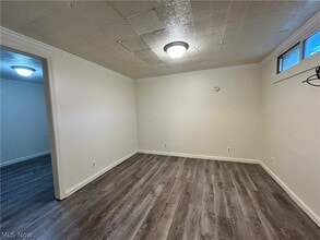 106 Columbus Way in Weirton, WV - Building Photo - Building Photo