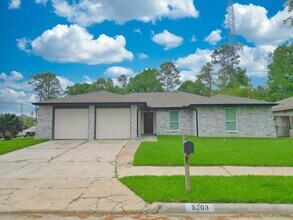 5203 Mossgrey Ln in Spring, TX - Building Photo - Building Photo