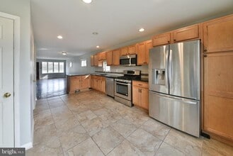 2832 Jefferson Ave in Glenside, PA - Building Photo - Building Photo